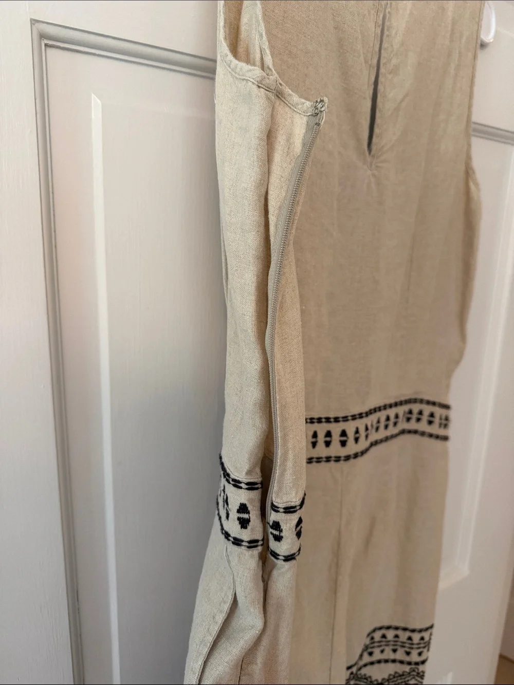 LOFT Beige Romper with Black Embroidery - Picture 5 of 6